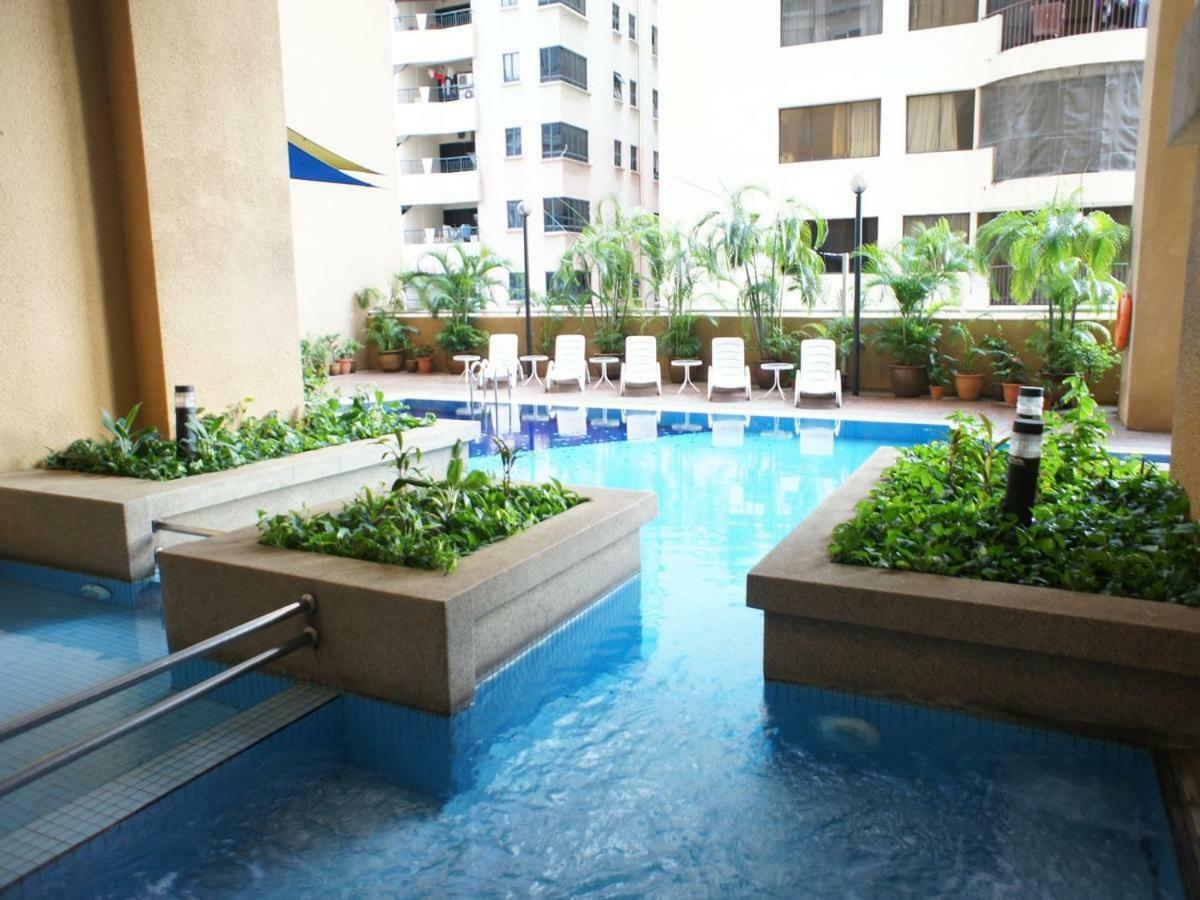 Hauzz Seri Bukit Ceylon Residence Kuala Lumpur Exterior photo
